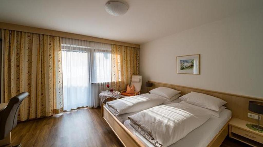 Pension Und Appartement Weinschreiber Rauris Dış mekan fotoğraf